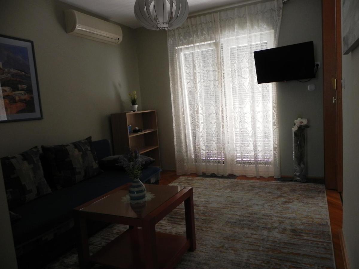 Apartments Katalenic Selce Buitenkant foto