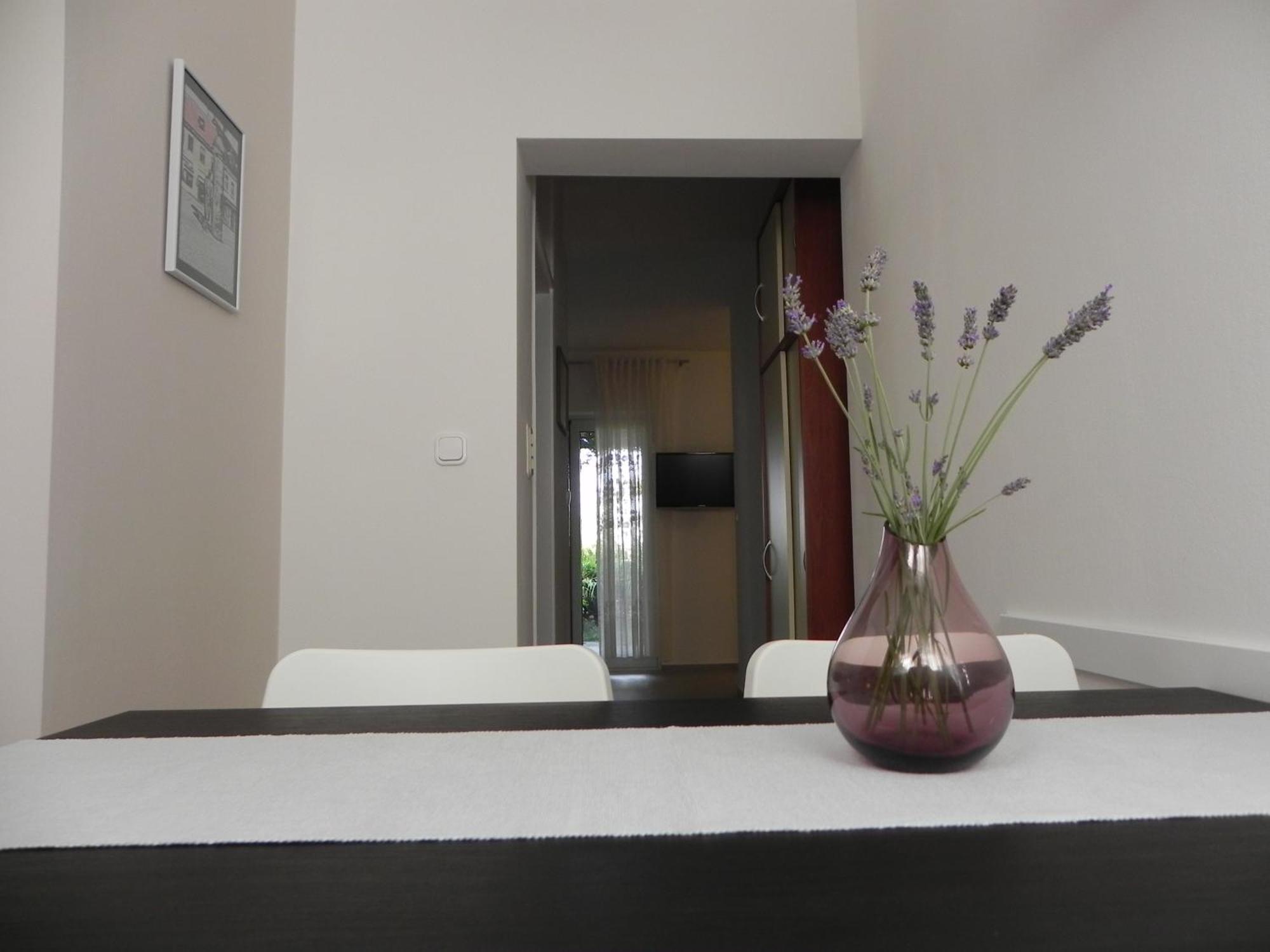 Apartments Katalenic Selce Buitenkant foto